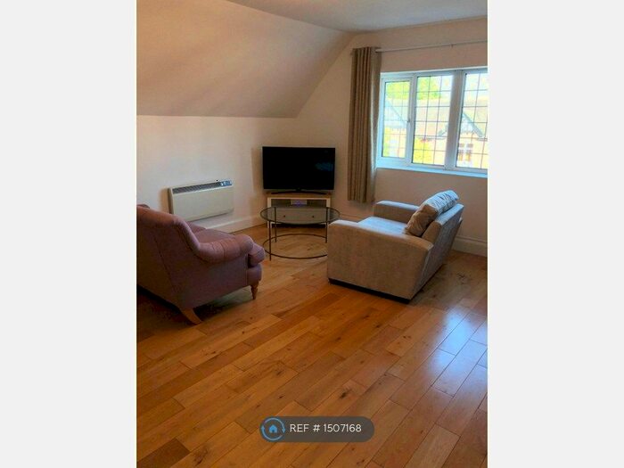 2 Bedroom Flat To Rent In Musters Road, West Bridgford, Nottingham, NG2