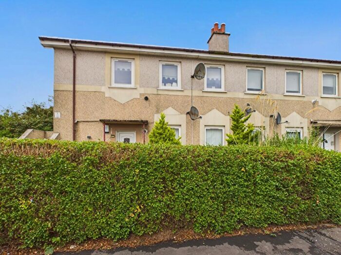 2 Bedroom Flat To Rent In Vanguard Street, Clydebank, G81