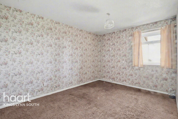 2 Bedroom Semi-Detached Bungalow For Sale In Woodgate Way, King's Lynn, PE31