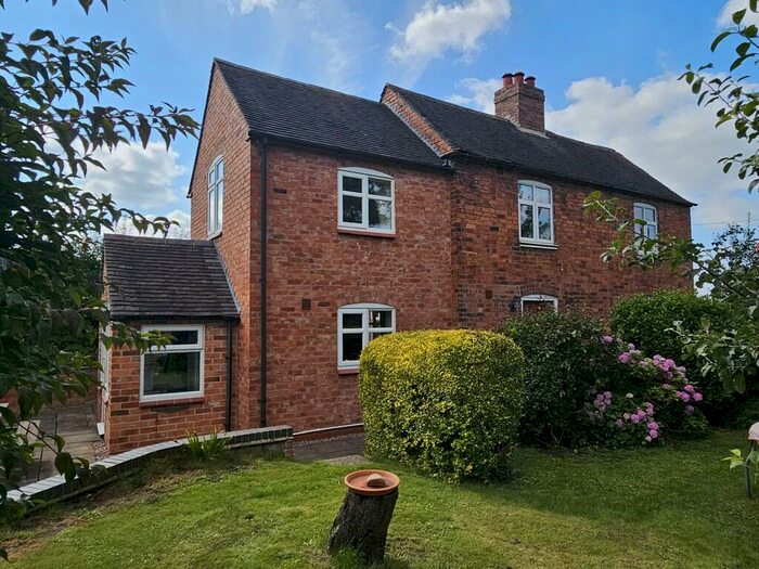 4 Bedroom Detached House For Sale In Main Street, Clifton Campville, B79