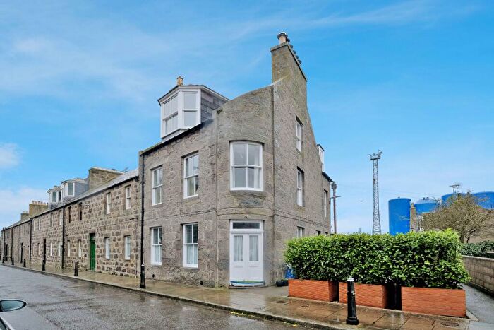 3 Bedroom End Of Terrace House To Rent In New Pier Road, Footdee, Aberdeen, AB11