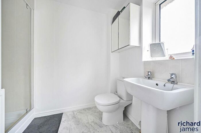 3 Bedroom Terraced House For Sale In Malone Avenue, St Andrews Ridge, Swindon, SN25