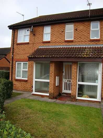 1 Bedroom Flat To Rent In Abbotswood Way, Hayes, Middlesex, UB3