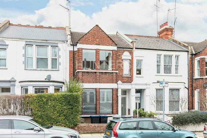 2 Bedroom Flat To Rent In Riffel Road, London, NW2