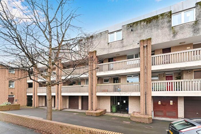 3 Bedroom Maisonette For Sale In D Beach Lane, Musselburgh, EH21