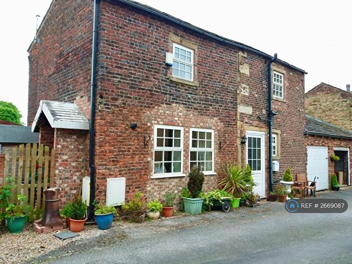 2 Bedroom Detached House To Rent In The Smithy, Gomersal, Cleckheaton, BD19