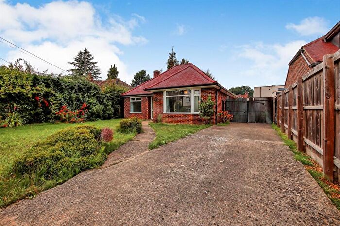 2 Bedroom Detached Bungalow To Rent In Bandon Road, Girton, Cambridge, CB3