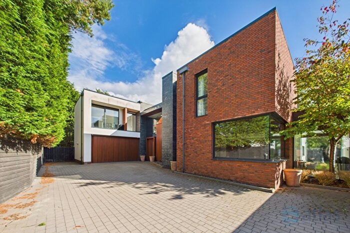 6 Bedroom Detached House To Rent In Kirklake Road, Formby, L37