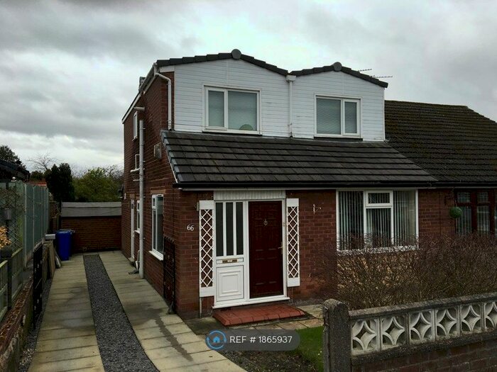 4 Bedroom Semi-Detached House To Rent In Grosvenor Crescent, Hyde, SK14