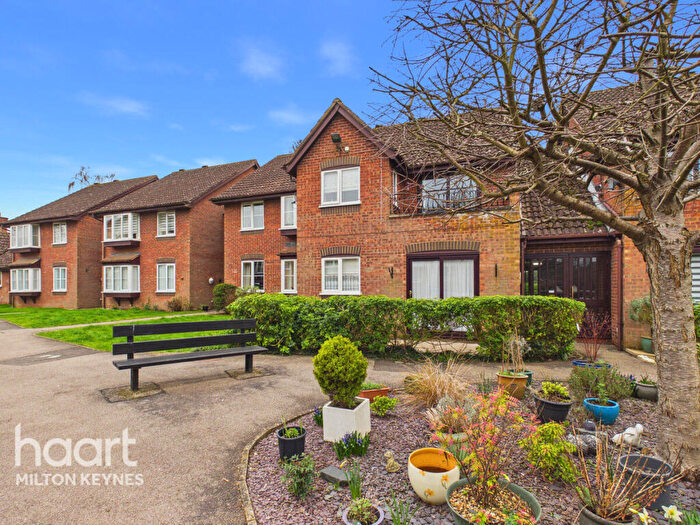 2 Bedroom Apartment For Sale In Eleanor Walk, Milton Keynes, MK17