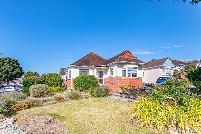 2 Bedroom Detached Bungalow For Sale In Mount Pleasant Drive, Bournemouth, BH8