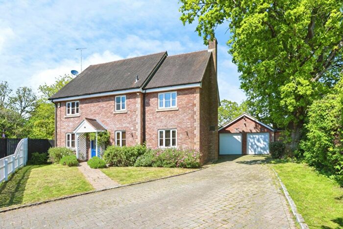 4 Bedroom Detached House For Sale In Marsh Lane, Poole, BH16