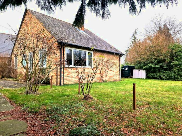 2 Bedroom Bungalow For Sale In Jubilee Bungalows, Shingay Cum Wendy, Royston, SG8