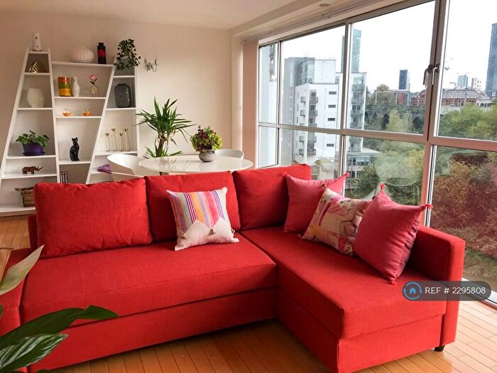 2 Bedroom Flat To Rent In South Hall Street, Salford, M5