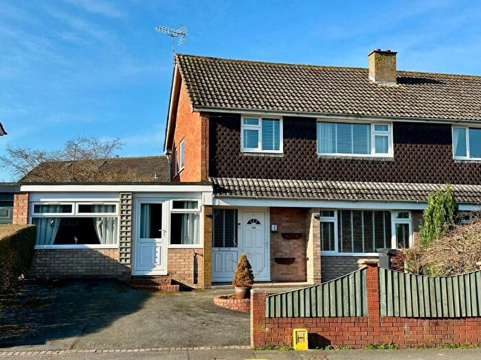 3 Bedroom Semi-Detached House For Sale In Whittern Way, Tupsley, Hereford, HR1