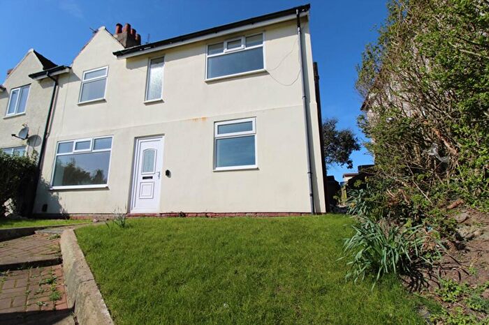 3 Bedroom Semi-Detached House To Rent In Jeffrey Square, Blackpool, Lancashire, FY1