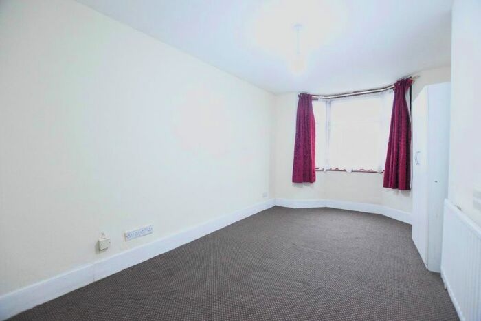 5 Bedroom Terraced House To Rent In Chaucer Road, London, E7