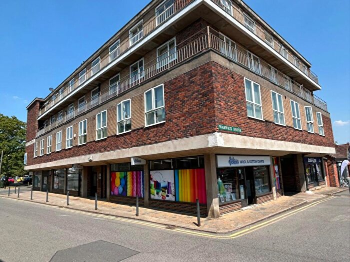 2 Bedroom Apartment For Sale In Station Road, Kenilworth, Warwickshire, CV8