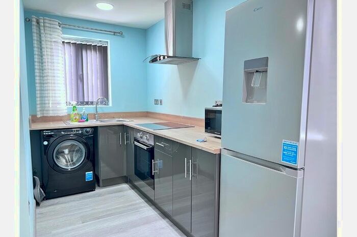 1 Bedroom Studio To Rent In Longhurst Close, Leicester, LE4