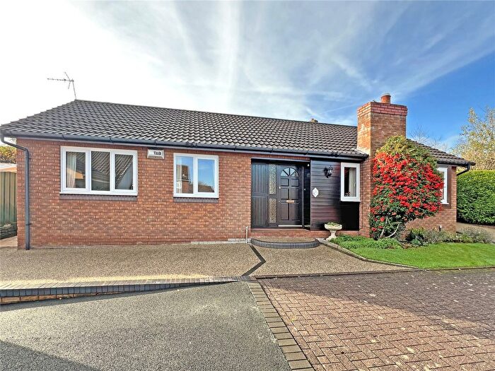 3 Bedroom Bungalow For Sale In Ferndale Drive, Priorslee, Telford, Shropshire, TF2