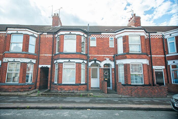 3 Bedroom Terraced House To Rent In Lee Street, Hull, HU8