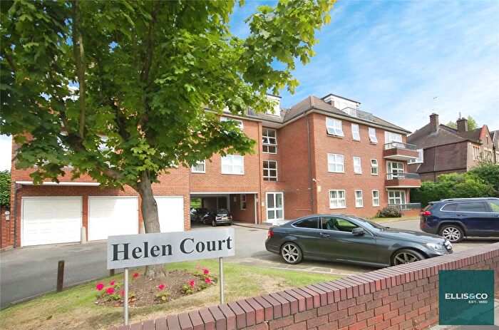 3 Bedroom Apartment To Rent In Helen Court, Hendon Lane, Finchley, N3