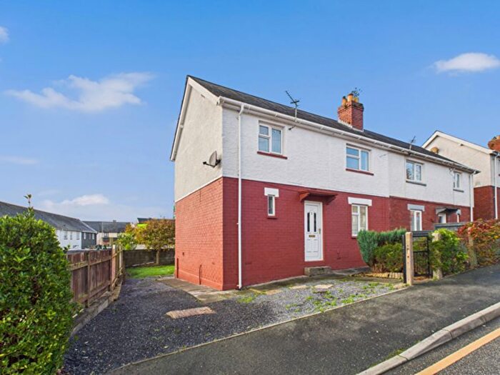 3 Bedroom Semi-Detached House For Sale In Ferrar Street, Carmarthen, SA31