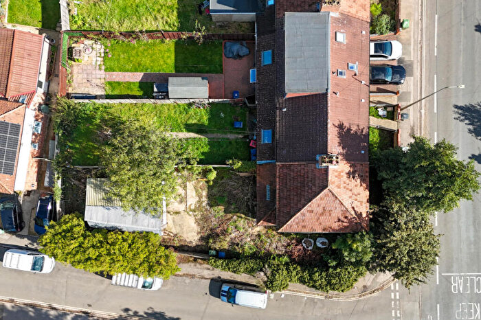 3 Bedroom Plot For Sale In Donnington Bridge Road Oxford, OX4