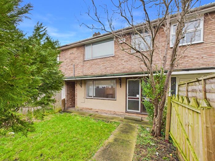 3 Bedroom Terraced House For Sale In Cotterdale, Hull, HU7