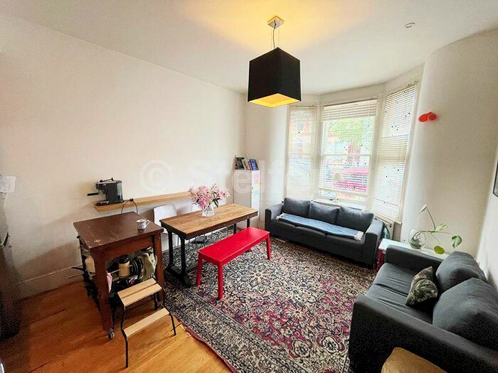 3 Bedroom Flat To Rent In Witherington Road, London, N5