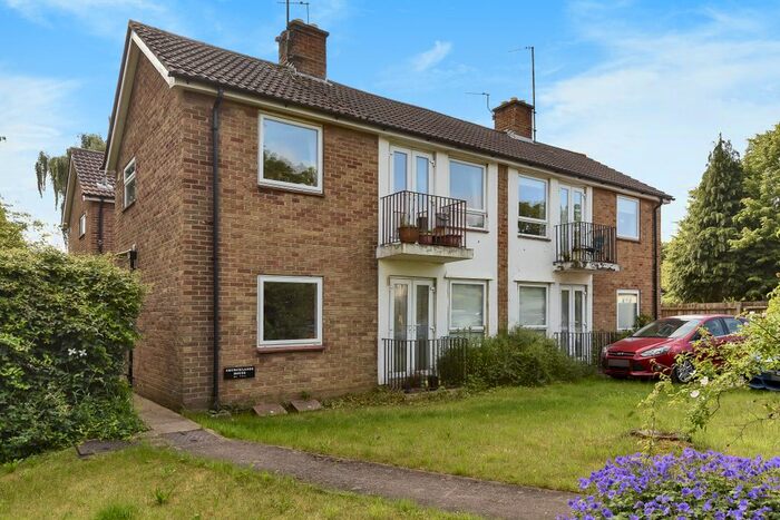 2 Bedroom Flat To Rent In Henley Avenue, East Oxford, OX4