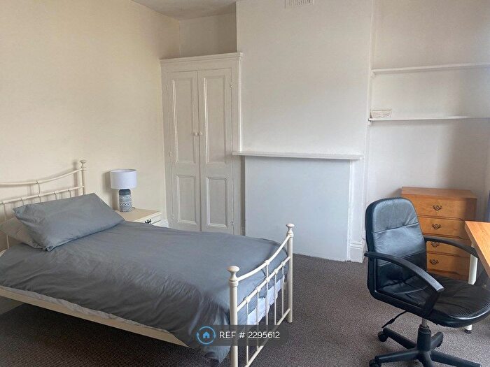 4 Bedroom Terraced House To Rent In Whippingham Road, Brighton, BN2