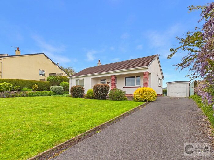 2 Bedroom Bungalow For Sale In Roborough Gardens, Ashburton, TQ13
