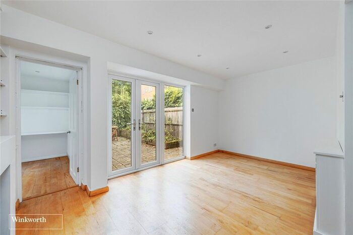 2 Bedroom Detached House To Rent In Rothschild Road, London, W4