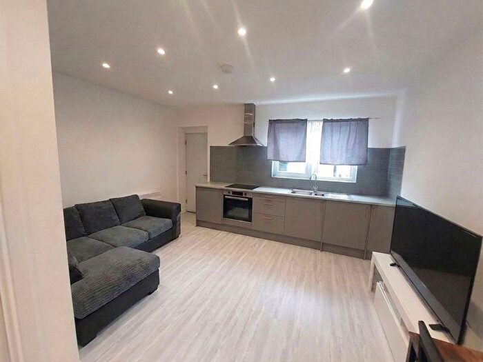 1 Bedroom Flat To Rent In London Road, Thornton Heath, CR7
