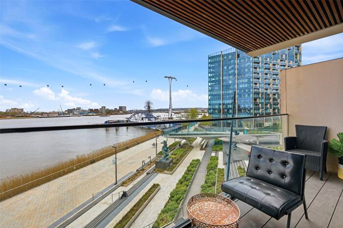 2 Bedroom Flat To Rent In Cutter Lane, London, SE10