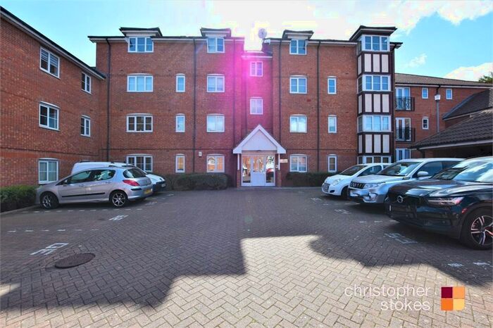 2 Bedroom Flat To Rent In Ottawa Court, Broxbourne, Hertfordshire, EN10