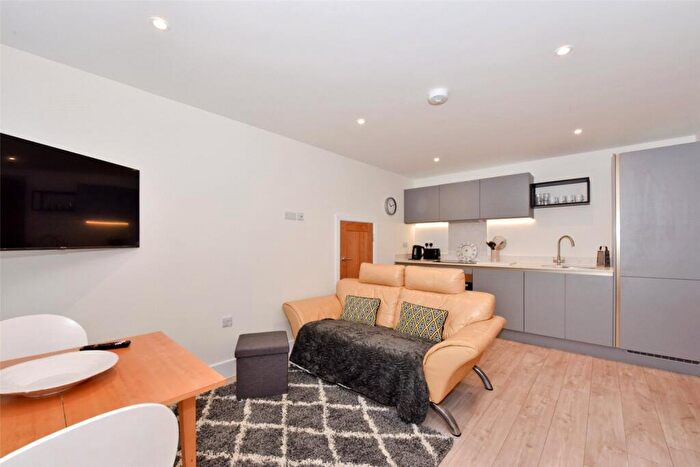 1 Bedroom Apartment To Rent In Beech House, Little Marlow Road, Marlow, Buckinghamshire, SL7
