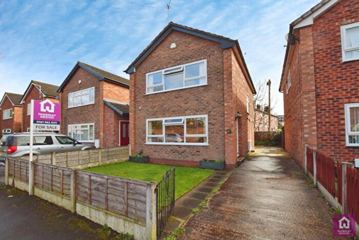 3 Bedroom Detached House For Sale In South Grove, Sale, Greater Manchester, M33