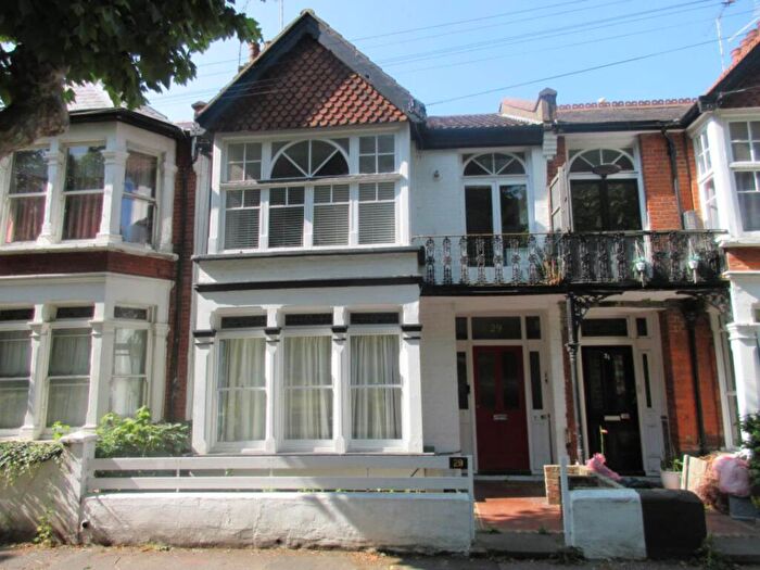 1 Bedroom Flat To Rent In Warrior Square, Southend On Sea, SS1