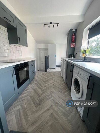 5 Bedroom Maisonette To Rent In Springbank Road, Newcastle Upon Tyne, NE2