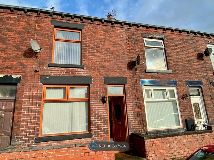 2 Bedroom Terraced House To Rent In Ivanhoe Street, Bolton, BL3