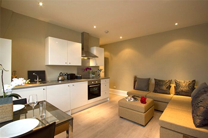 1 Bedroom Flat For Sale In Chelsea Manor Street, London, SW3