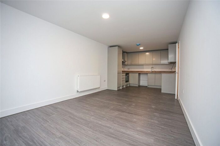 1 Bedroom Flat To Rent In Pennine Road, Cheltenham, Gloucestershire, GL52