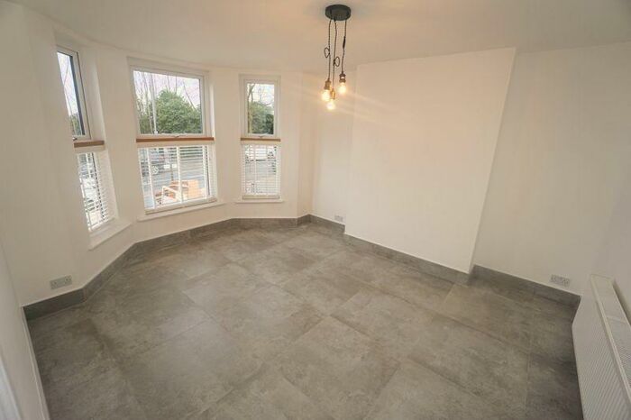 1 Bedroom Flat To Rent In Ramsbottom Road, Horwich, BL6