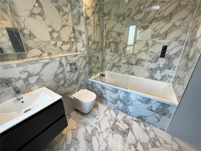 2 Bedroom Apartment To Rent In West Avenue, Gosforth, NE3