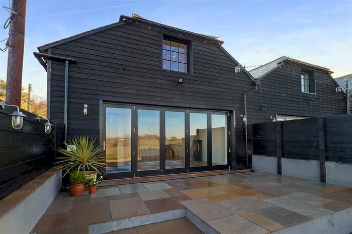 5 Bedroom End Of Terrace House For Sale In Black Barns, Crockham Lane, Hernhill, ME13