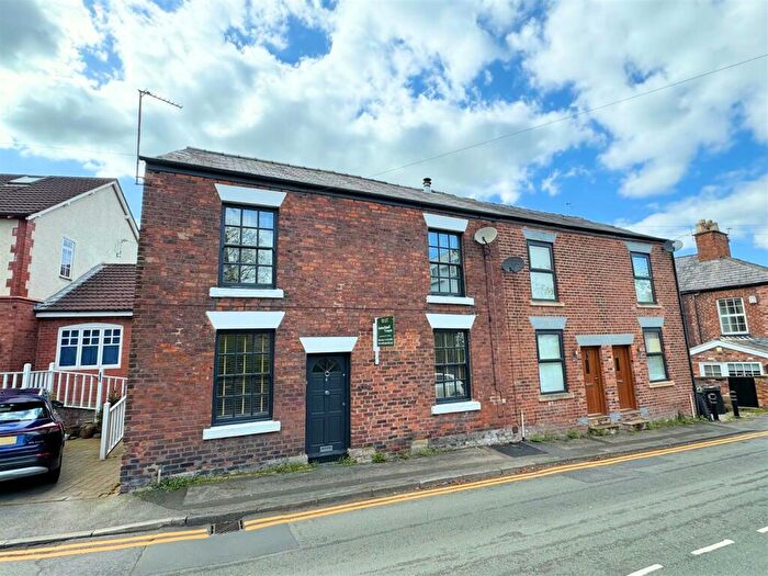 2 Bedroom Semi Detached House To Rent In Lydiat Lane, Alderley Edge, SK9