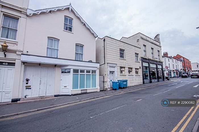 6 Bedroom Terraced House To Rent In Bedford Street, Leamington Spa, CV32