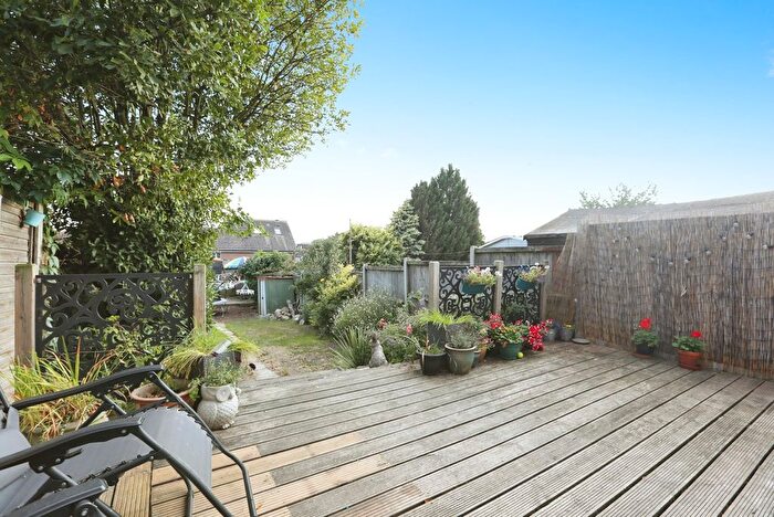3 Bedroom Terraced House For Sale In Coldharbour Lane, Kemsley, Sittingbourne, ME10